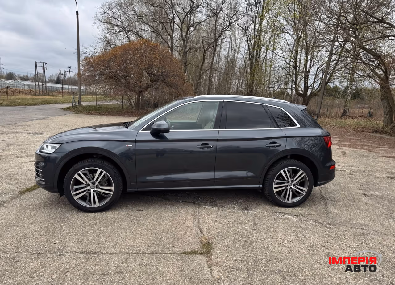 Audi Q5 - фото 5
