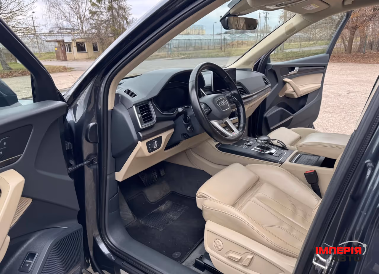 Audi Q5 - фото 9