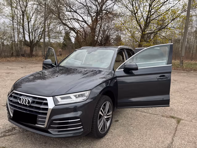 Audi Q5 - фото 4