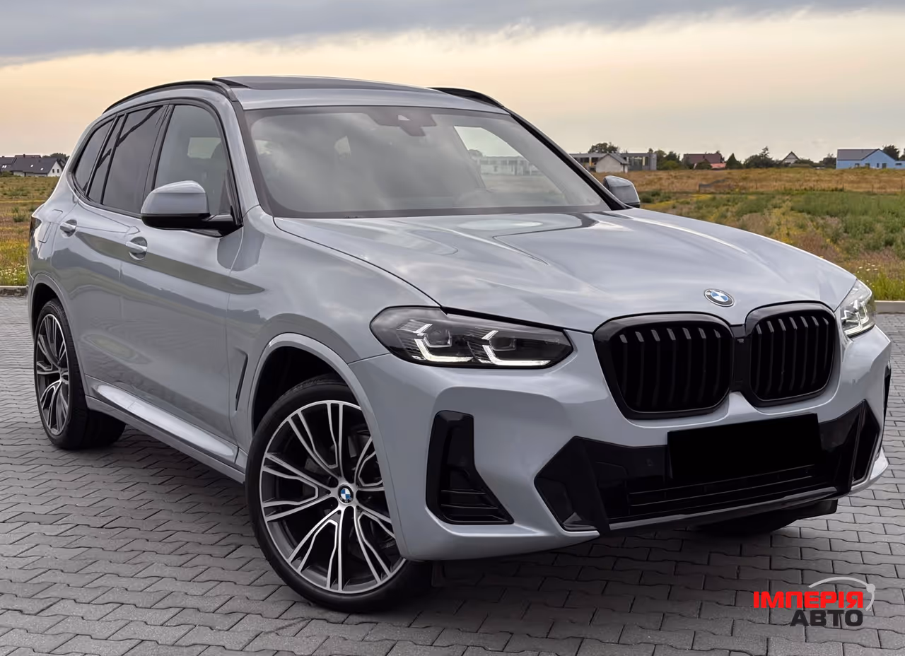 BMW X3 - фото 1