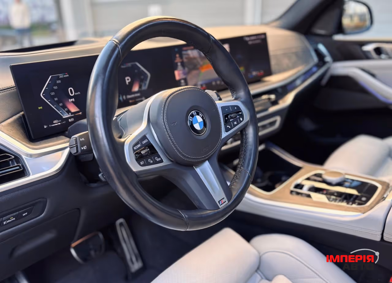 BMW X5 - фото 9
