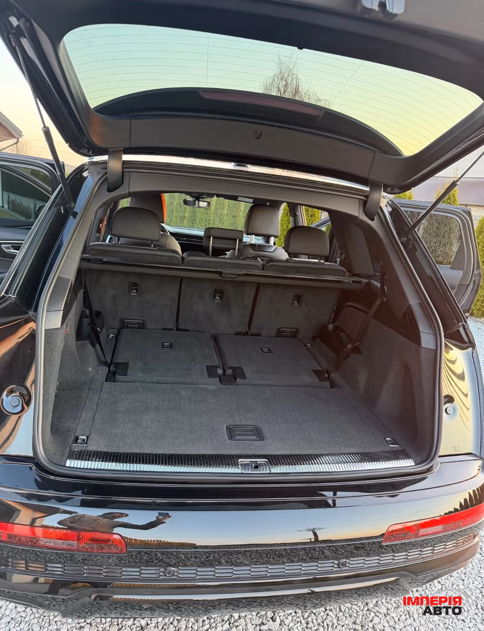 Audi Q7 - фото 15