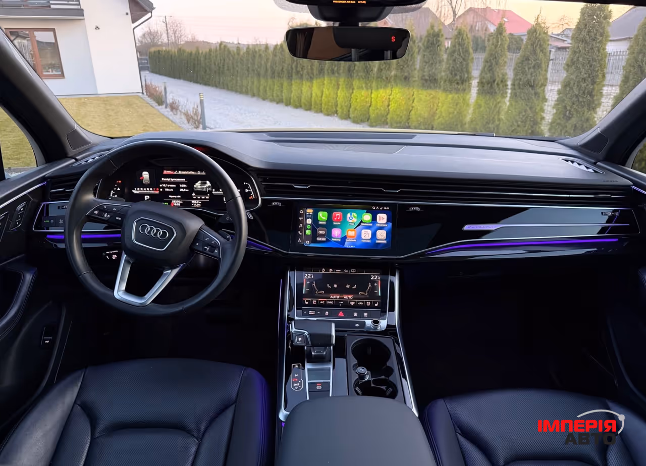 Audi Q7 - фото 10