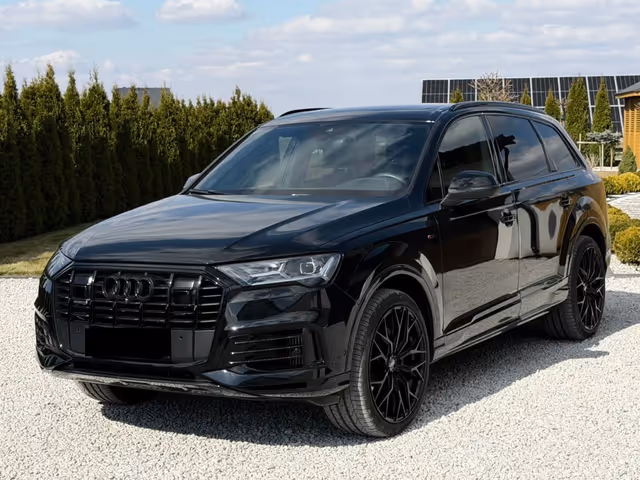Audi Q7 - фото 1