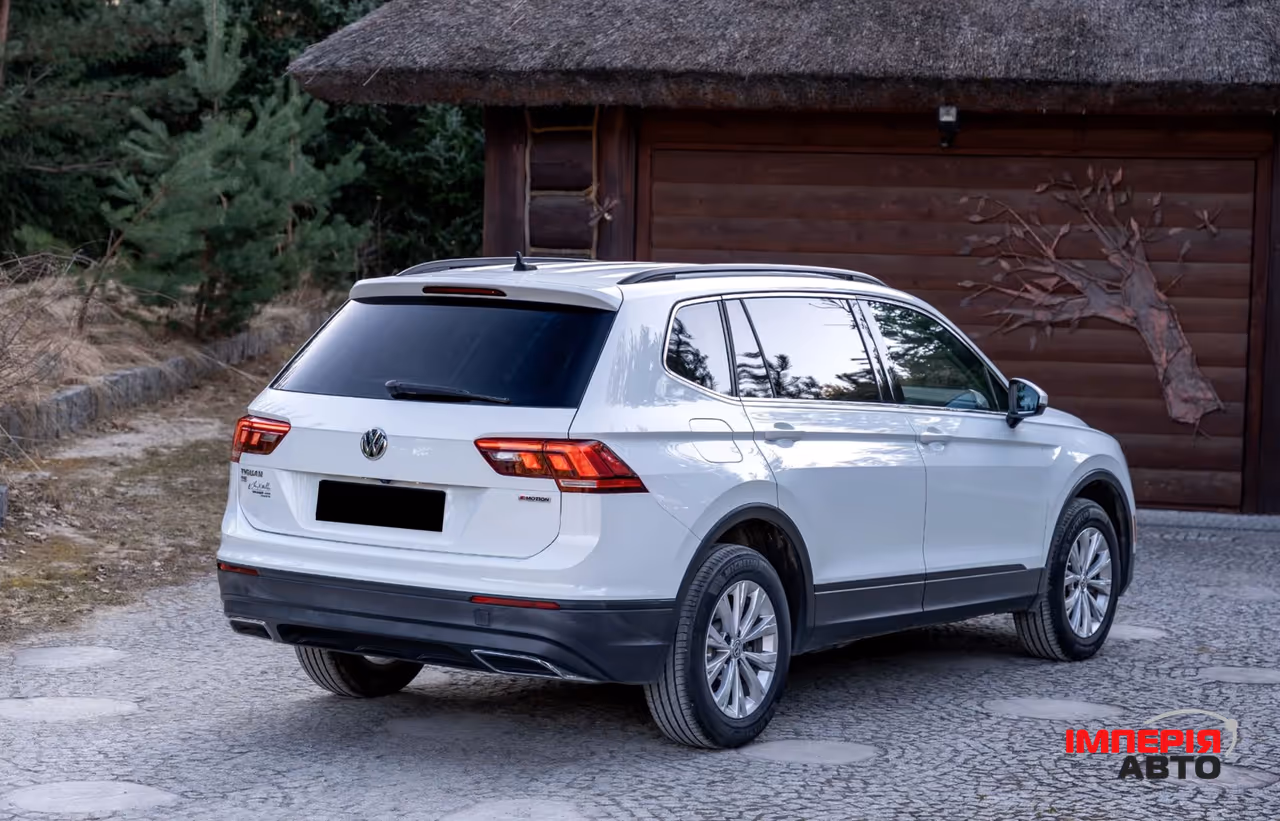 Volkswagen Tiguan - фото 3