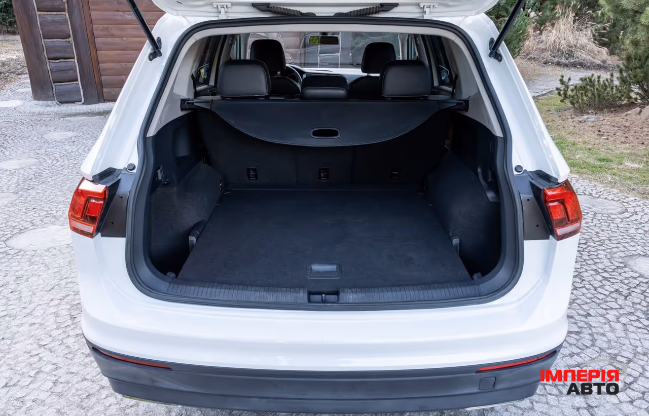 Volkswagen Tiguan - фото 11
