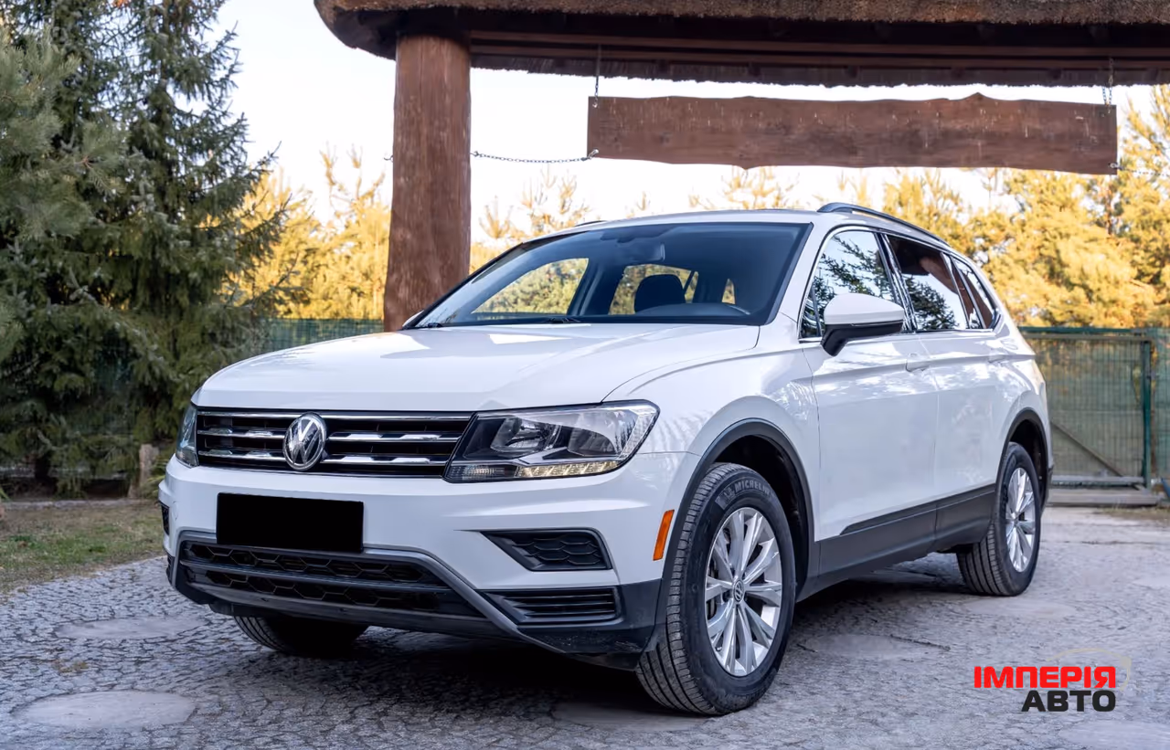 Volkswagen Tiguan - фото 8