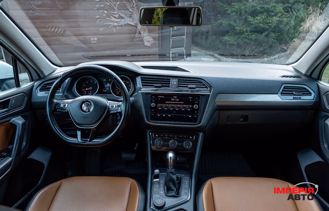 Volkswagen Tiguan - фото 17