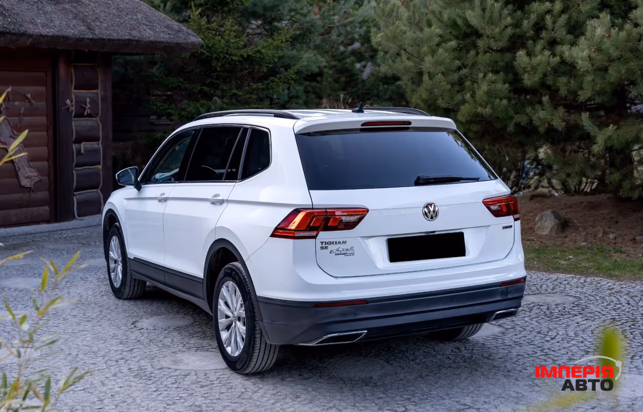 Volkswagen Tiguan - фото 2