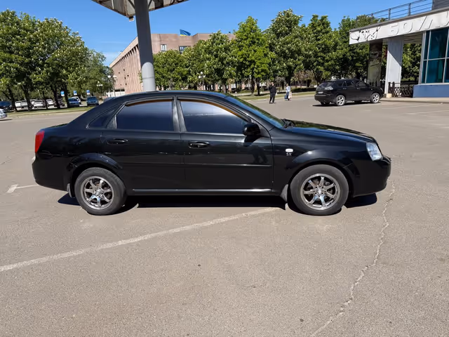 Chevrolet Lacetti - фото 3