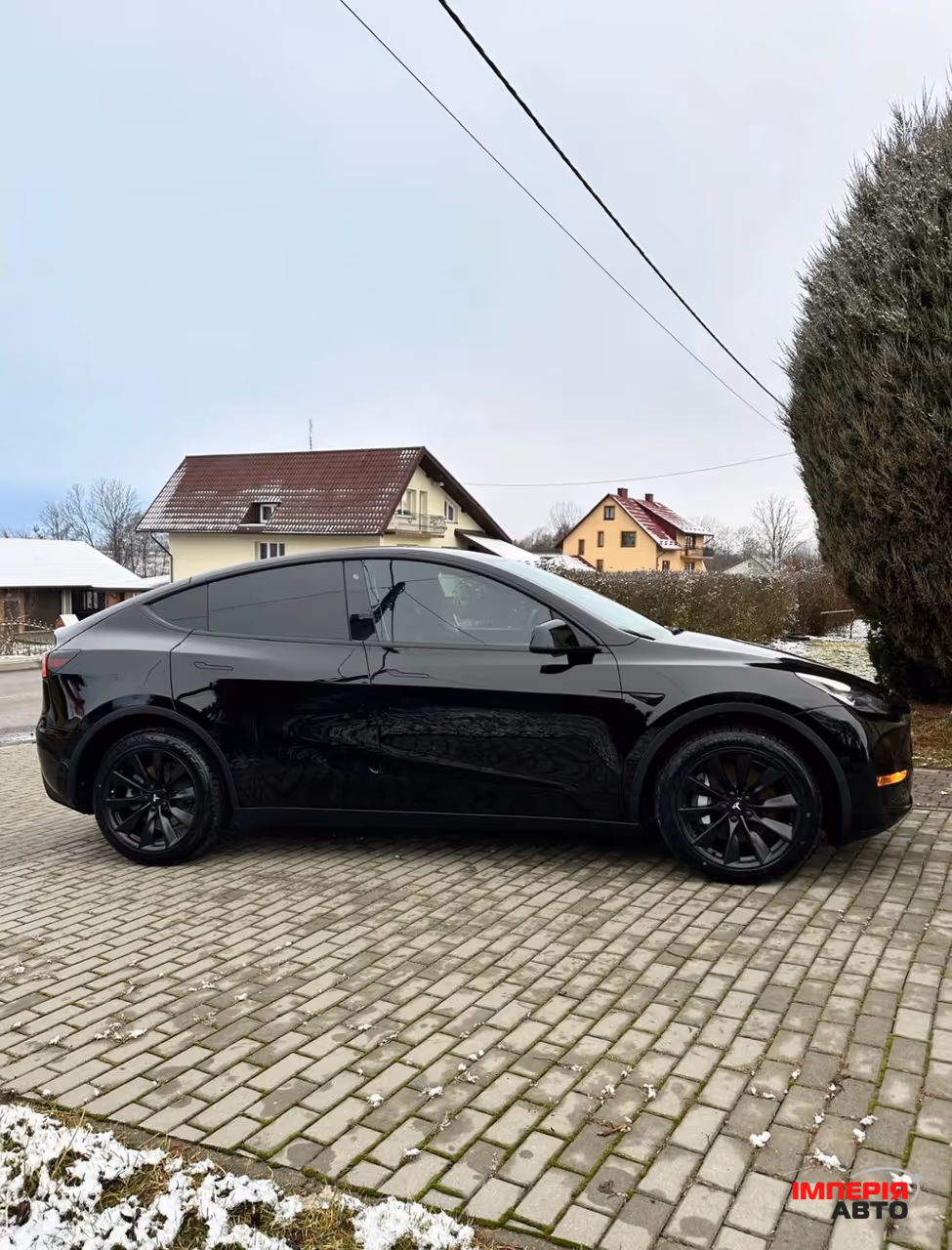 Tesla Model Y - фото 5