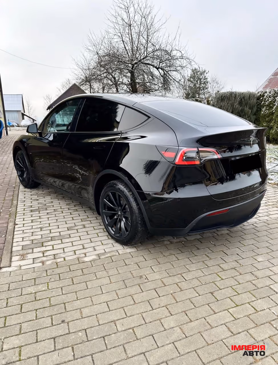 Tesla Model Y - фото 4
