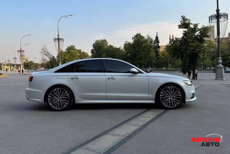Audi A6 - фото 5