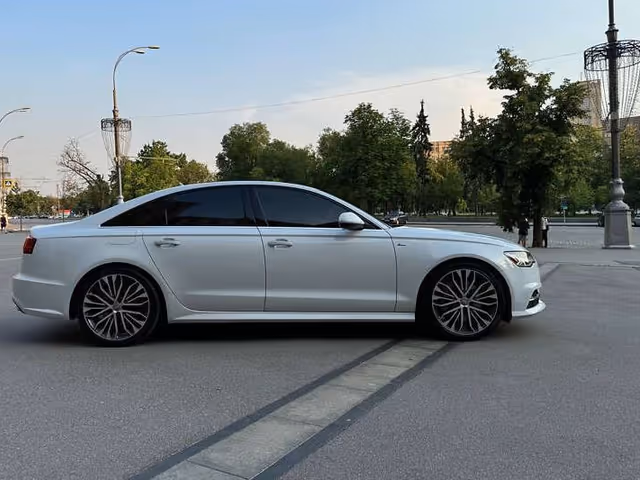 Audi A6 - фото 5
