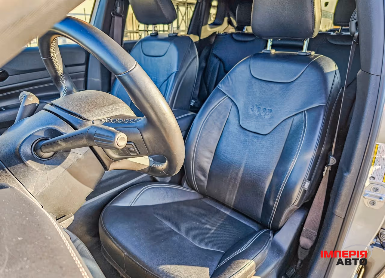 Jeep Compass - фото 22