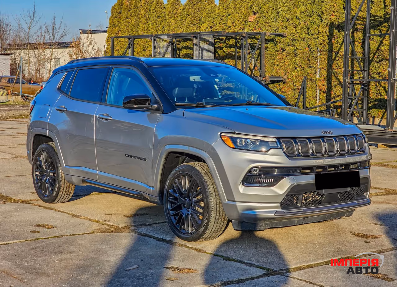 Jeep Compass - фото 1