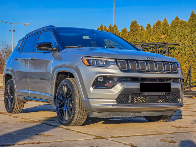 Jeep Compass - фото 2