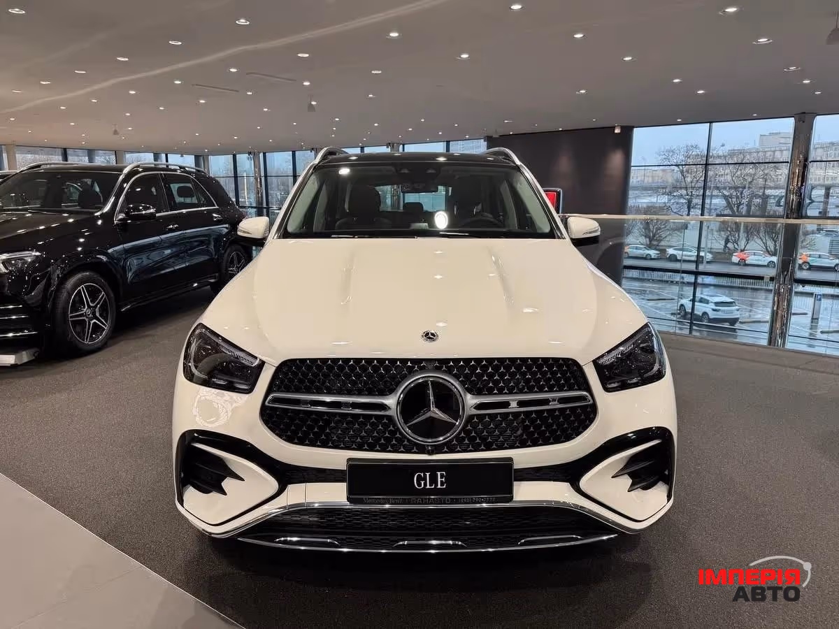 Mercedes-Benz GLE - фото 1