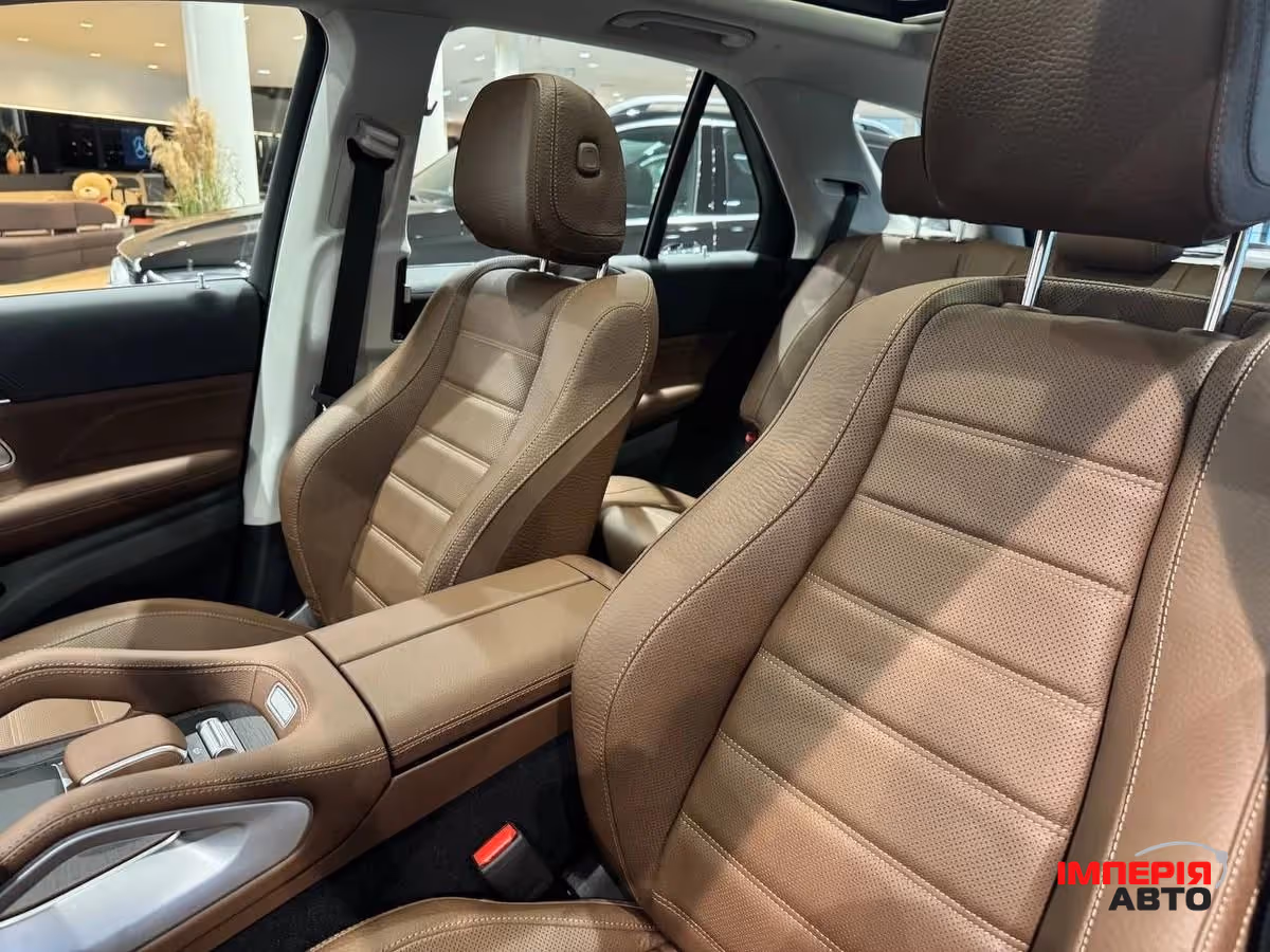 Mercedes-Benz GLE - фото 11