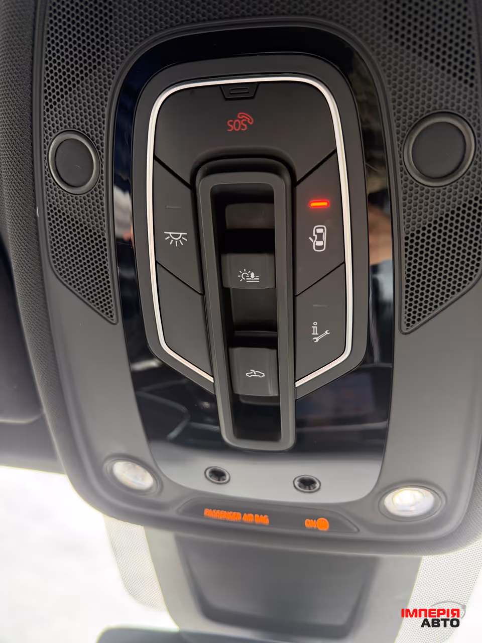 Audi Q8 - фото 21