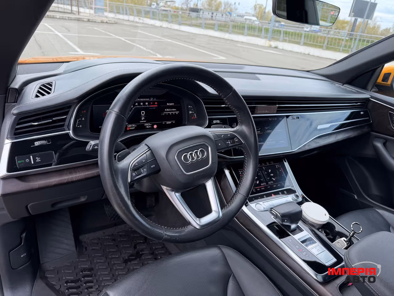 Audi Q8 - фото 15