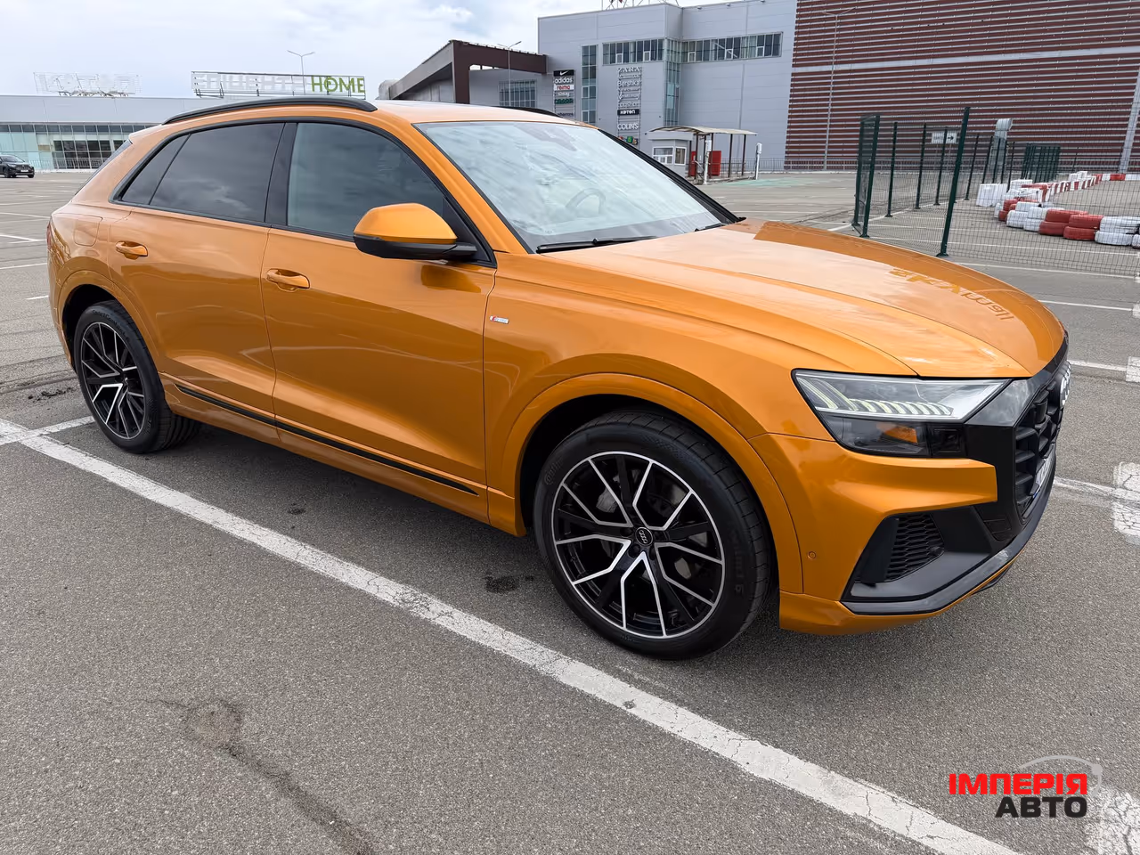 Audi Q8 - фото 7