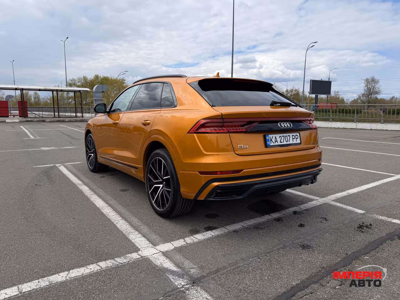 Audi Q8 - фото 9
