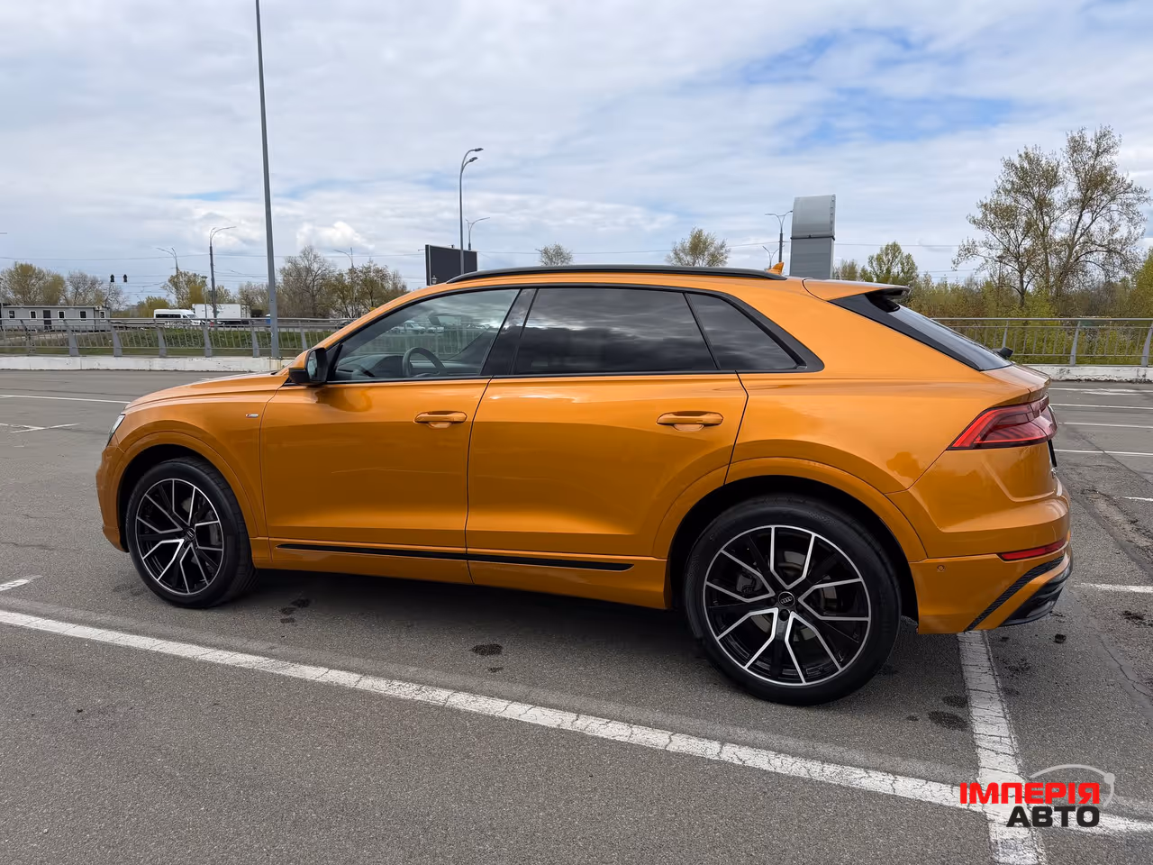 Audi Q8 - фото 4
