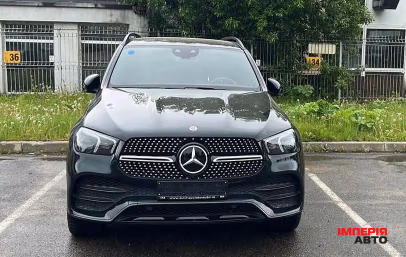 Mercedes-Benz GLE - фото 1