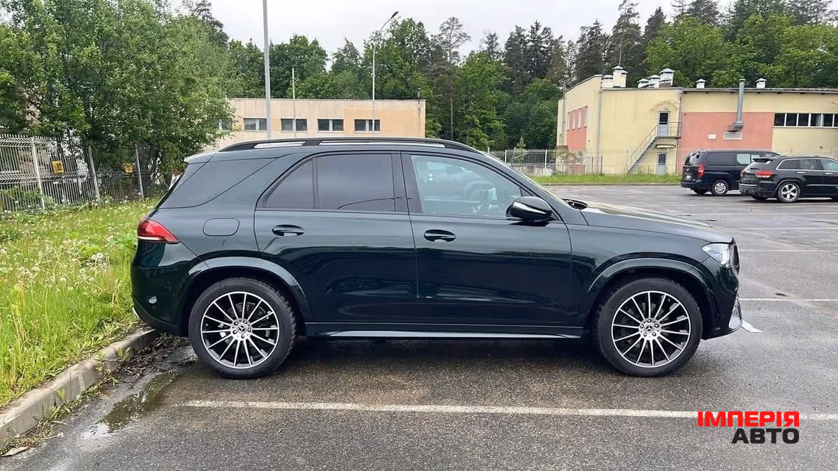 Mercedes-Benz GLE - фото 3