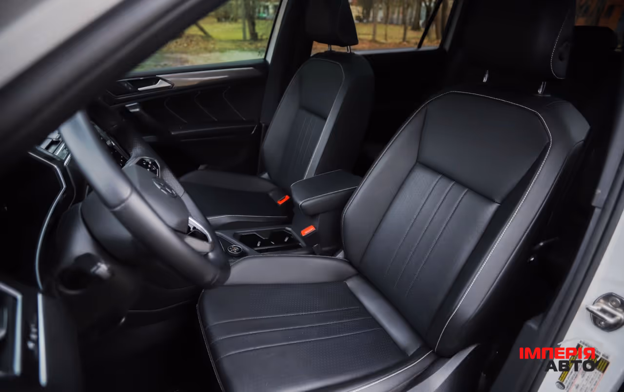 Volkswagen Tiguan - фото 11