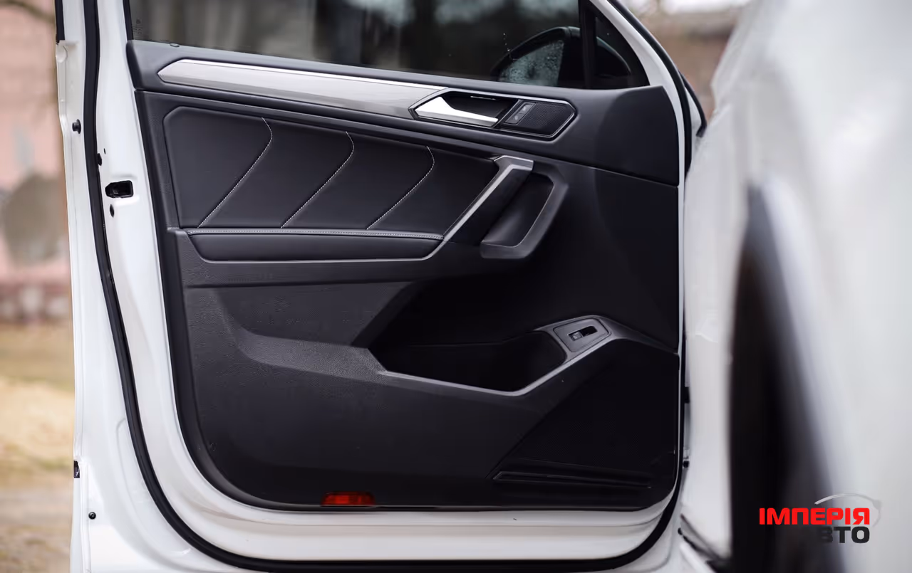 Volkswagen Tiguan - фото 17