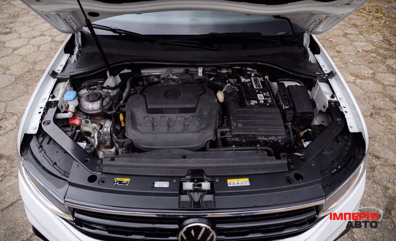 Volkswagen Tiguan - фото 8