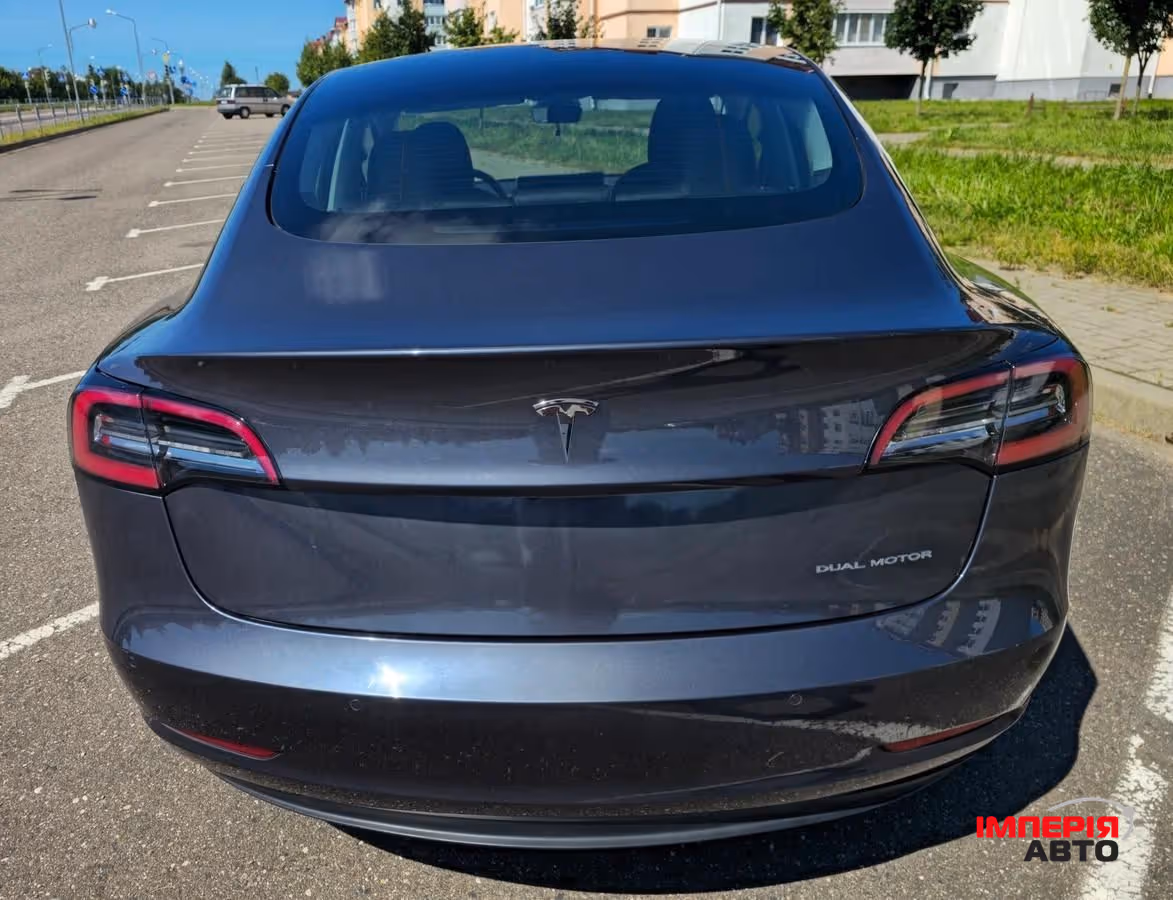 Tesla Model 3 - фото 6