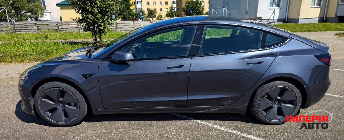 Tesla Model 3 - фото 4