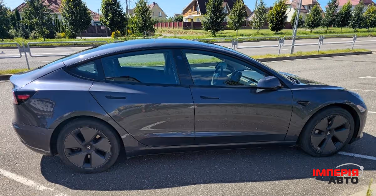Tesla Model 3 - фото 5