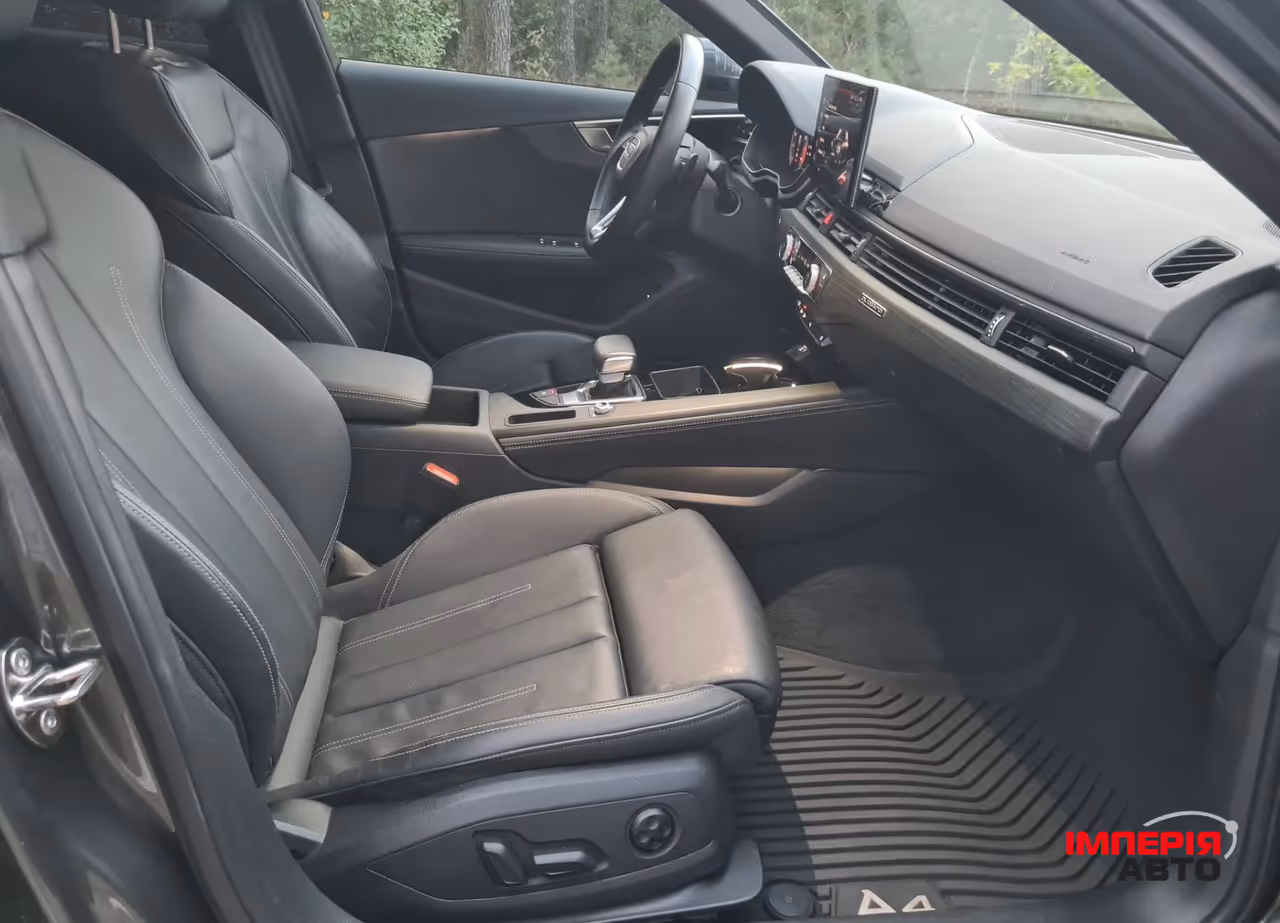 Audi A4 - фото 13