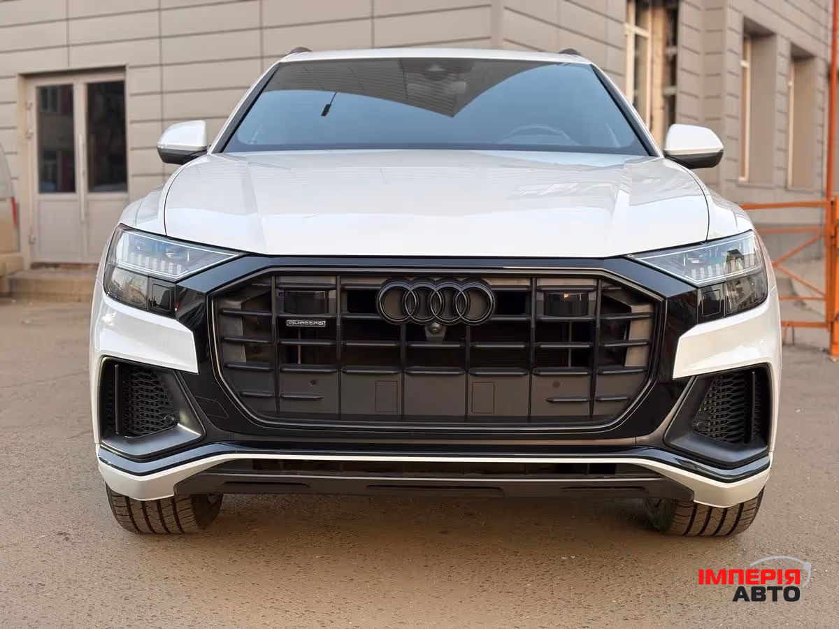 Audi Q8 - фото 1