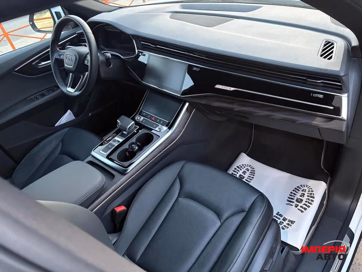 Audi Q8 - фото 10