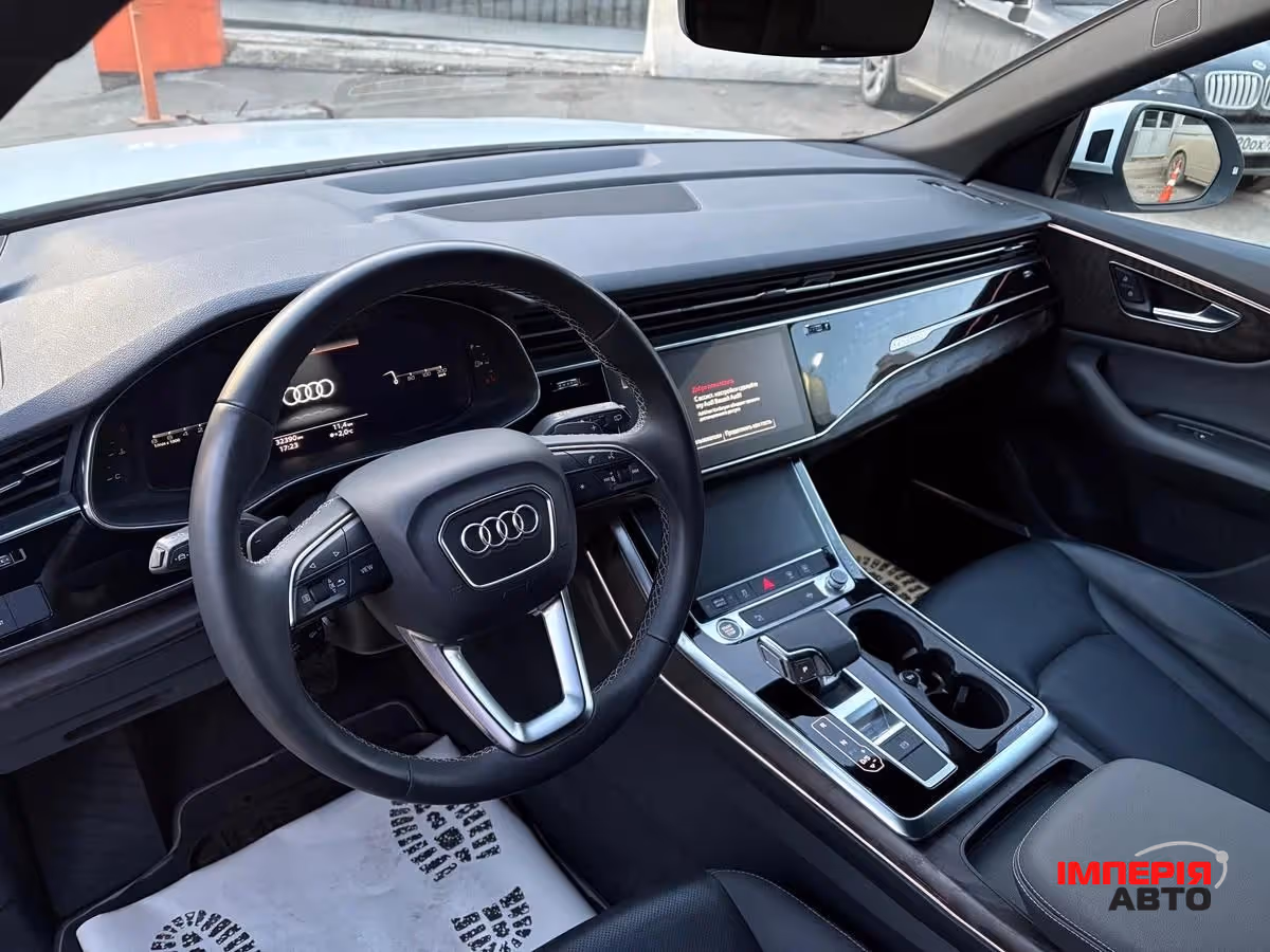 Audi Q8 - фото 9
