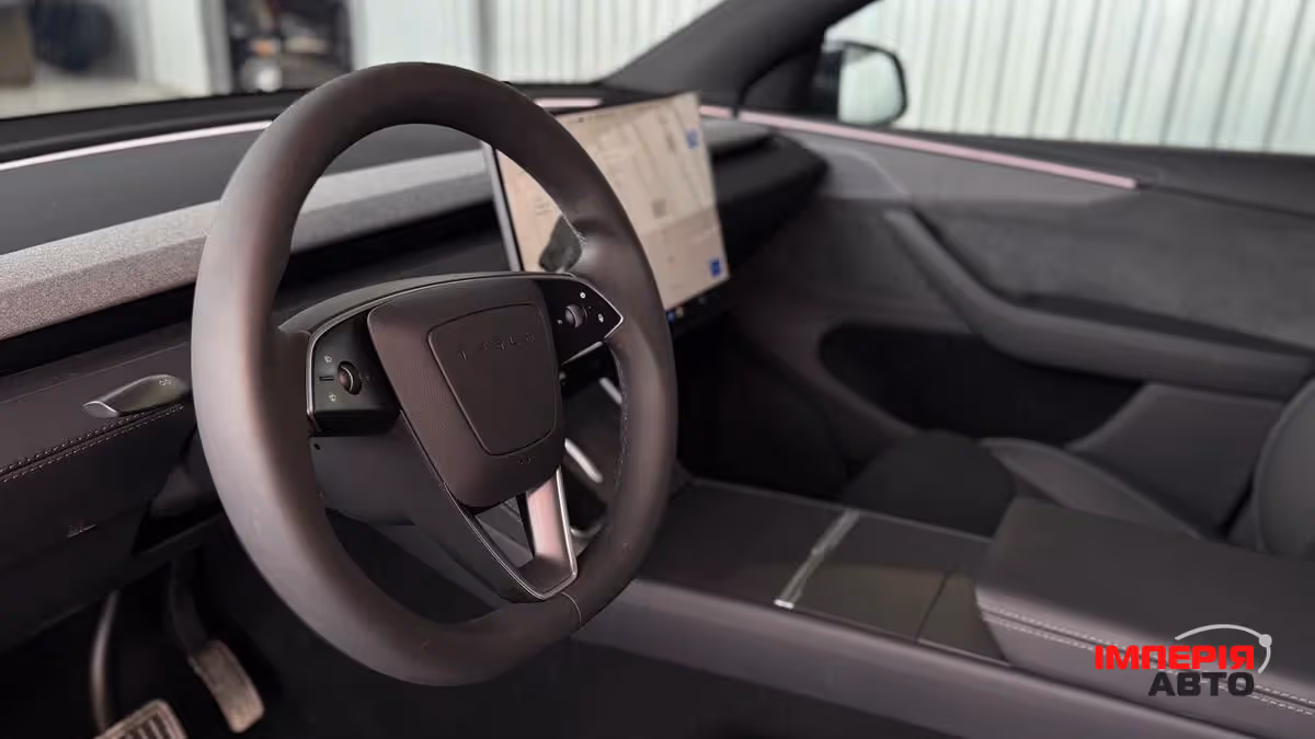 Tesla Model Y - фото 5