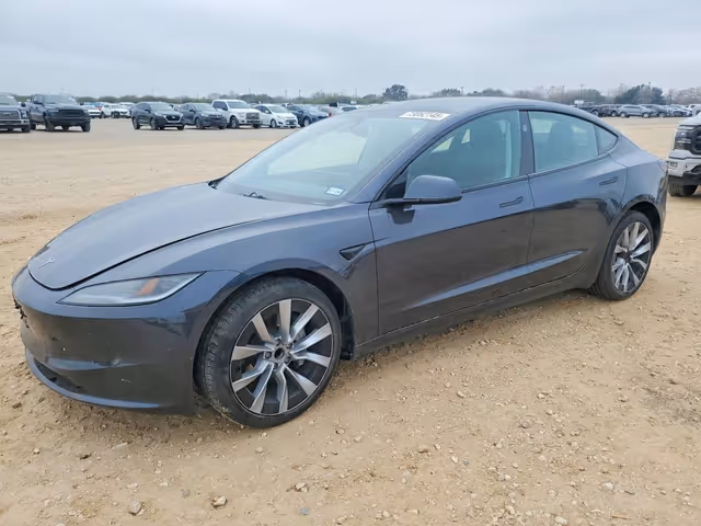 Tesla Model 3 - фото 2