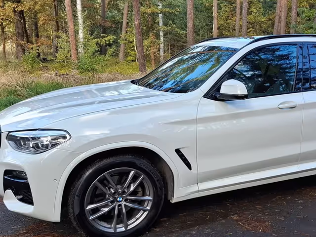 BMW X3 - фото 1