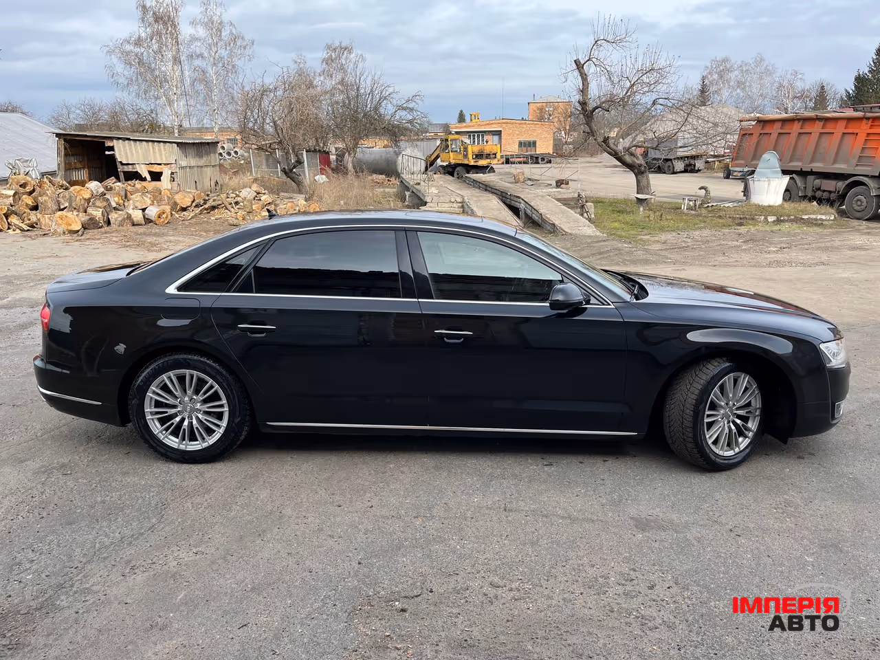 Audi A8 - фото 5