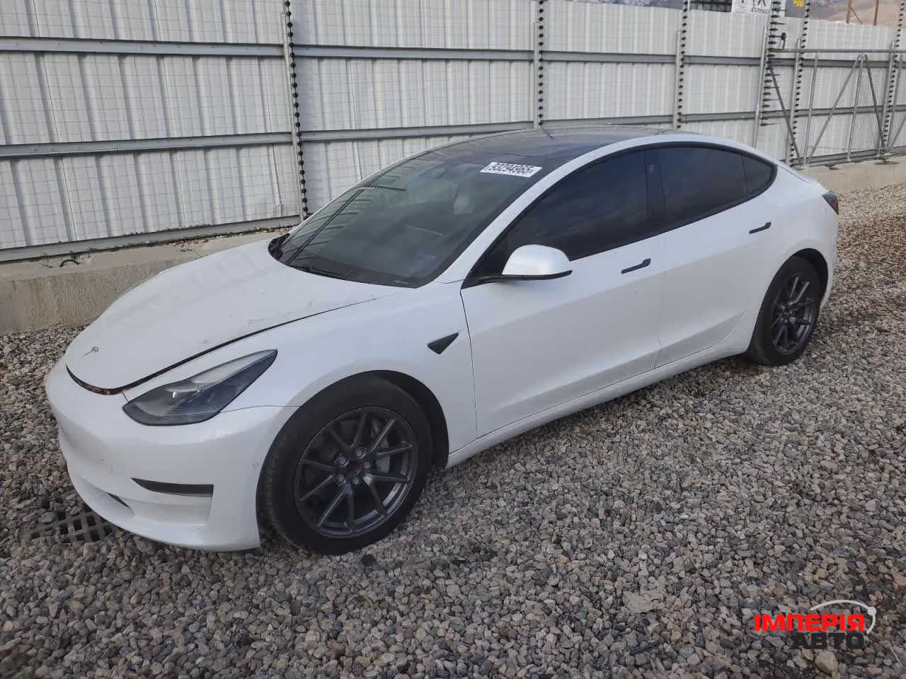 Tesla Model 3 - фото 3