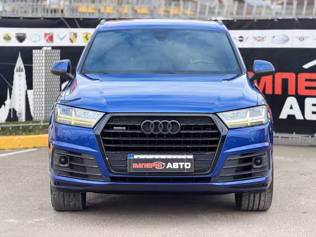 Audi Q7 - фото 4