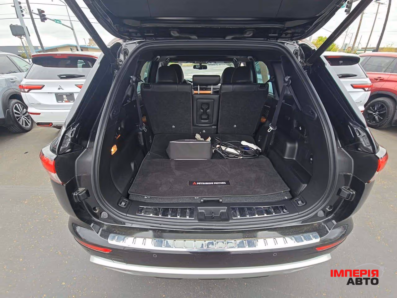 Mitsubishi Outlander - фото 11