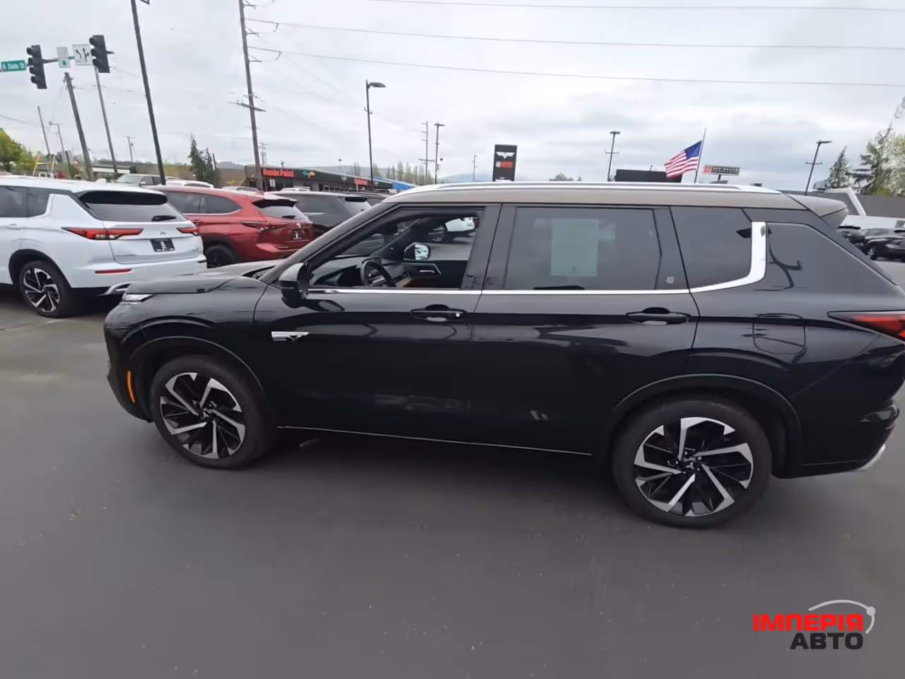 Mitsubishi Outlander - фото 2