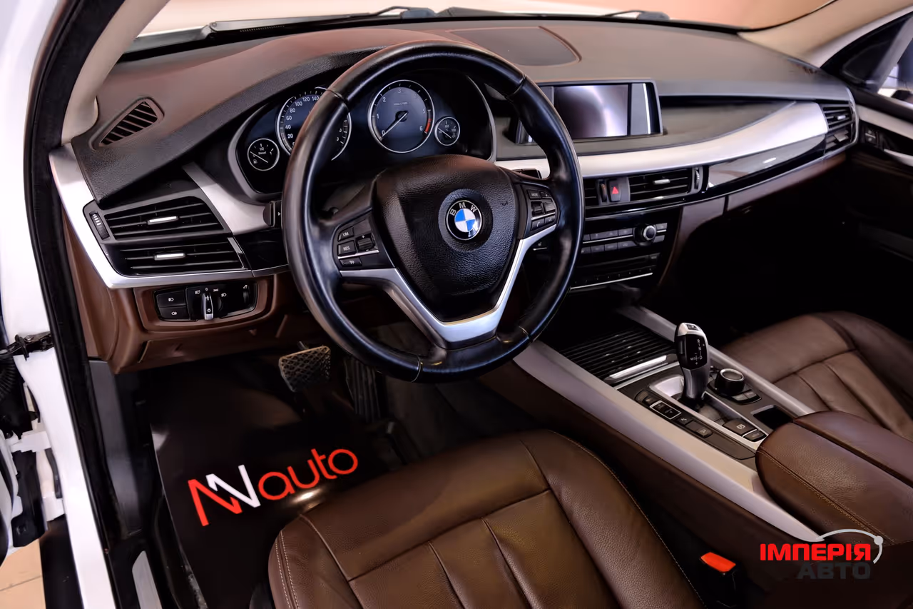 BMW X5 - фото 7
