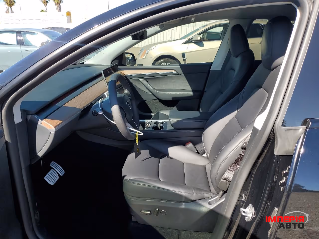 Tesla Model Y - фото 8